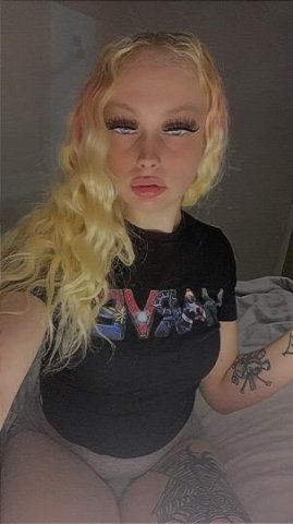 (NCALLS)❄💦🍑 SEXY WET BLONDE HORNY AND WET🦄🦋💦 - 1