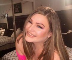 Albuquerque escorts - Vising For A Short Time Only Curvy Bubbly Blonde😍