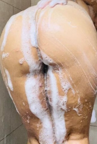5'2 thick juicy phat ass tight pussy - 1