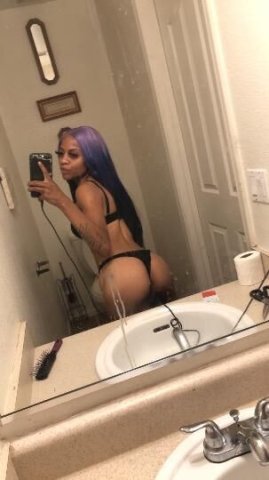 incall or outcall babes - 1