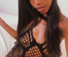 Hey Loves Im AVAILABLE in town 💋🥂 - Image 8