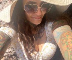 Reno escorts - ask about my killer specials on car dates/quick visits and incall visits!