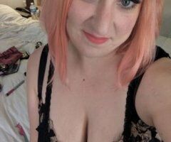 brains, beauty AND boobs! make out with your sweet freckly GF 🩷 - Image 2