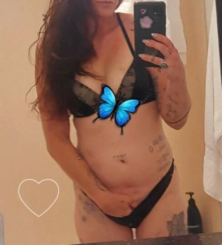 LETS MEET UP. OUTCALLS ONLY . - 1