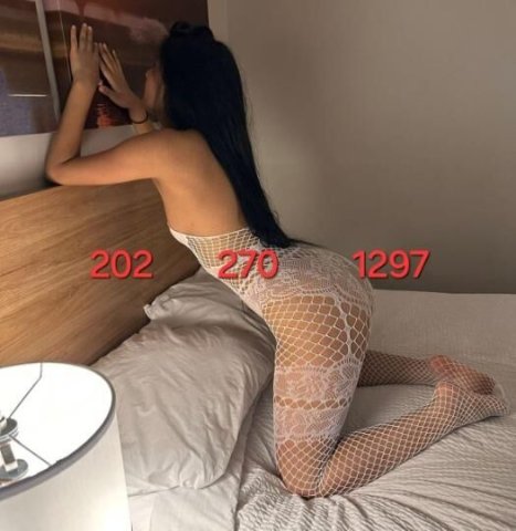 christal 🔥 soy una latina sexy, joven y caliente con lindo cuerpo 🥵 fotos reales 💯 - 1