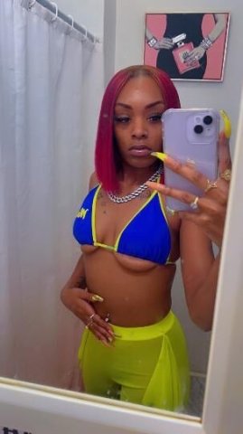 Lolaa 🥰 - 1