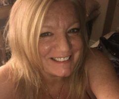 2 hot blondes,, very trustworthy and fun to be around. Very discreet location. Come see us!! - Image 11