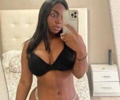 Central Jersey escorts - Mami sexy Colombiana