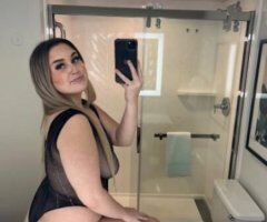 INNOCENT 😘😇WHITE GIRL with a PEACHY 🍑 BuBbLE BuTT...💯% REAL - Image 2