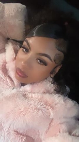Slim thick lightskin mami, pretty, petite, everything sweet - 1