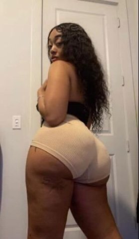 Late Night Session With a Pretty Pornstar 😍 - 1