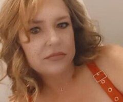 Magnificent MILF - Image 3