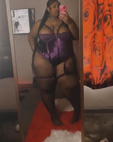 Mz.Throat Gobbler🍆👅💦GETS REAL CREAMY AND SLIPPERY🌊ENTER AT YOUR OWN RISK DADDY 😘 INCALLS AVAILABLE🩷 $100 QV SPECIALS👏🏾 AVAILABLE NOW ! ✅ 100% REAL CLEAN FREAKY BX 🥰👅🍆💦🍑 - 1