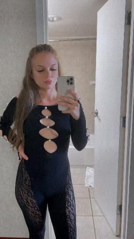 petite blonde 🤤 safe location 🏨 avalible in Thousand Oaks - 1