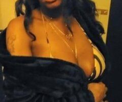 Rockford escorts - Come~N~See GODDESS Where u'll b surprised 2 c my garden of EDEN & never want 2 leave