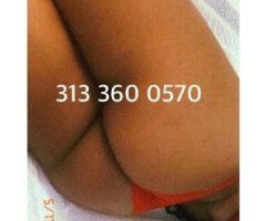 5'1 thick perky big boobs squirter - Image 6