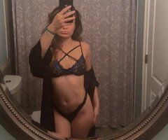 hot foreign baddie ❤️❤️ new in town catch me while u can - Image 4