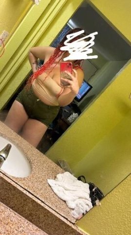 NEW HERE WET AND READY 👅💦 - 1