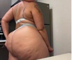 Detroit escorts - 💕Thick & Juicy Slut💦 ALL HOLES AVAILABLE🍑