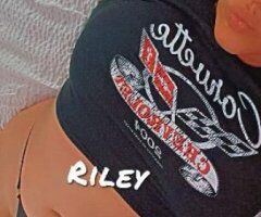Riley All NEW 😘😘💕supper soaker 🌊 FaceTime verification available - Image 3