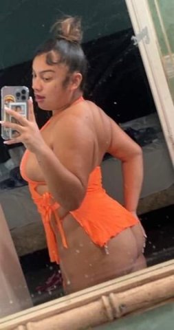 𝗦𝗛𝗢𝗥𝗧, 𝗧𝗛𝗜𝗖𝗞 & 𝗙𝗨𝗡 𝟮 𝗣𝗟𝗔𝗬 𝗪𝗜𝗧𝗛😚💦 - 1