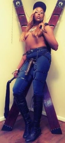 💦Cum See The BDSM KINK CONNOISSEUR 💦 🍆 🍑 STRAP-ON / PEGGING QUEEN 🍆👑🍆 - 1