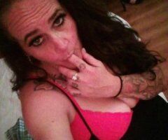 Real woman for your pleasure - Image 2