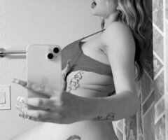 HOT YOUNG BLONDE AVAILABLE NOW // OUT CALL/CAR - Image 3