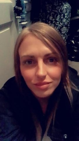 Seeking generous gentleman **in calls** - 1