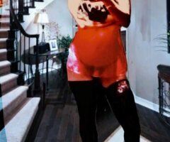 Seeking generous gentleman **in calls** - Image 4