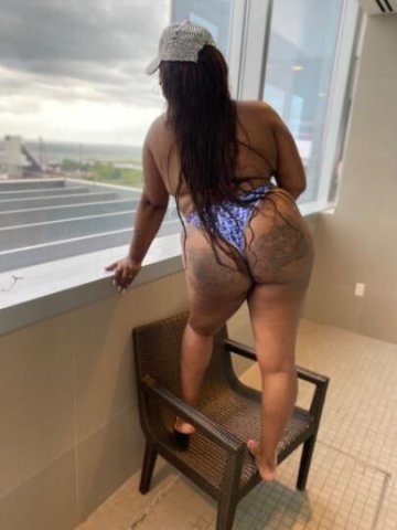 outcalls only 🥰Thick Hot And Ready 👑Looking For Friends With Benefits - 1