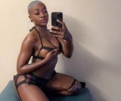 Newport News escorts - ebony playmate available