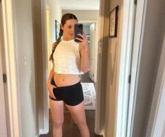 🍑Who wanna eat my Sweet boos& Wet Juicy Pussy🍭👅don't miss this chance👅👅Available 24/7🕒 - Image 4