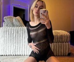 Petite Blonde in Town💋💋 - Image 6