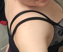 😘Meet me in South Memphis tonight 💦Fat, Wet, Tight Pussy💋 BBW 😛 BBD friendly🍆 let me show you how she can grip that dick.🍆 - Image 5