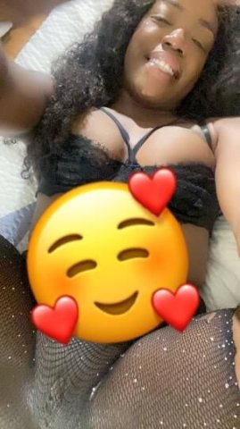 squirting queen💦💦 - 1
