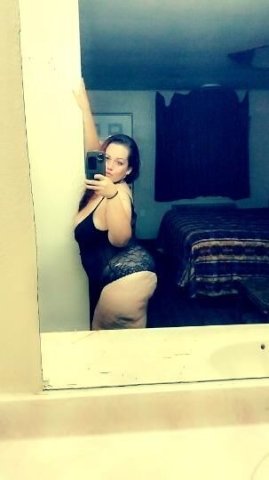 💥PLEASE READ! 💥OUTCALLS ONLY! Trucker friendly😈🍑Freaky BBW snowbunny ready to play! Super wet pussy always hot and ready! Throat game will have you begging for more. Come here daddi and let me do what she isnt😘🫣 - 1