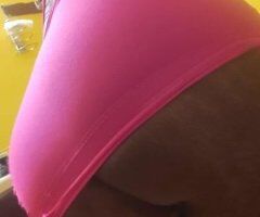 Richmond escorts - 2 gurls on 1 dick