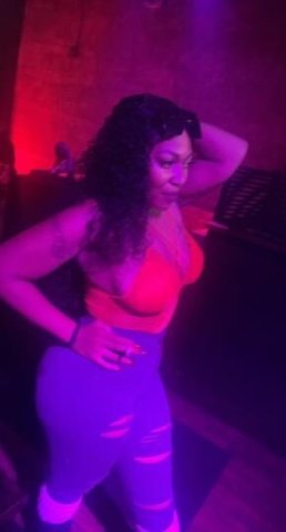 silk doin incalls only tonights who wants to have some relaxation lol - 1