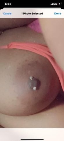 Head & pussy specials incall only - 1