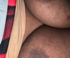 Mz.Throat Gobbler🍆👅💦GETS REAL CREAMY AND SLIPPERY🌊ENTER AT YOUR OWN RISK DADDY 😘 INCALLS AVAILABLE🩷 $100 QV SPECIALS👏🏾 AVAILABLE NOW ! ✅ 100% REAL CLEAN FREAKY BX 🥰👅🍆💦🍑 - Image 4