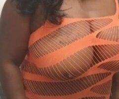 Busty 40ddd Ebony BBW Woman (Rockford) - Image 3