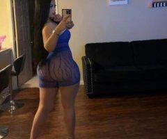 TWO GIRLS AVAILABLE AT THE SAME TIME - Image 2