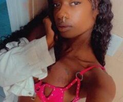 NEW TO TOWN CHOCOLATE BARBIE - Image 6