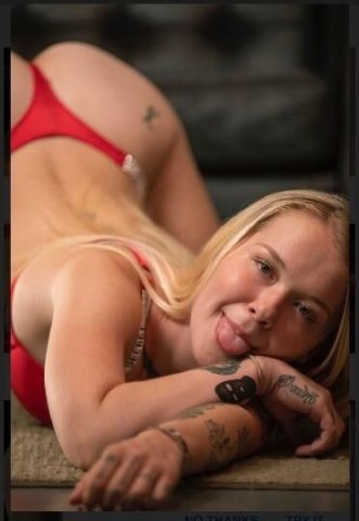 funny blonde bombsbell 🏆😇 - 1