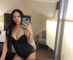 Beautiful onlyfans Model - Image 2