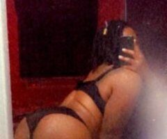 I CAN MAKE THIS THROAT STRETCH 🤪💦( Only here for a night ) - Image 4