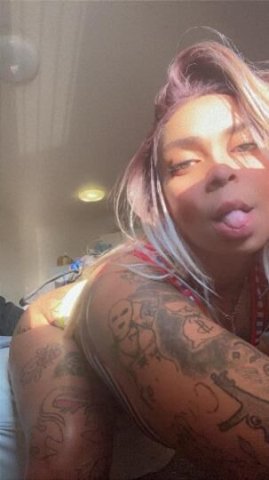 light skin stallion come paly with me - 1