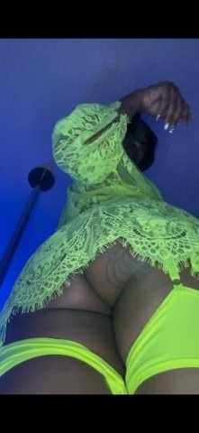 Nicole is here 😍 txt or call when READY to book ❤ - 1