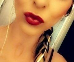 Nashville escorts - blond bombshell
